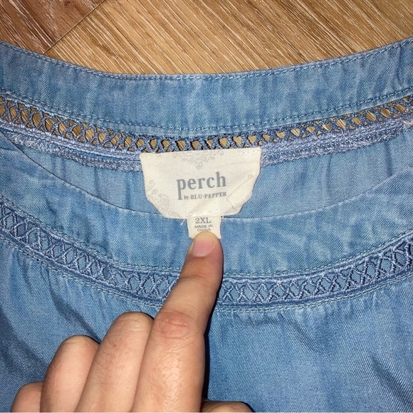 Perch by Blu Pepper Blue chambray Relaxed Blouse Size 2XL | Boho Beach Vacation - Picture 7 of 12